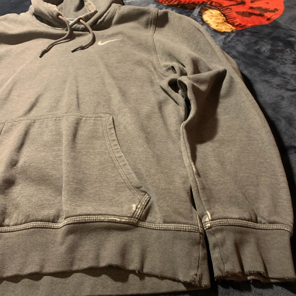 Vintage Nike distressed Sweatshirt - Picture 3 of 8